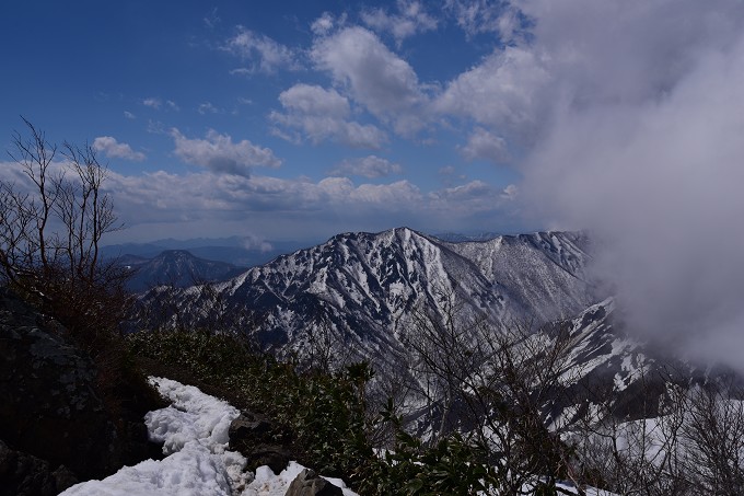 谷川岳