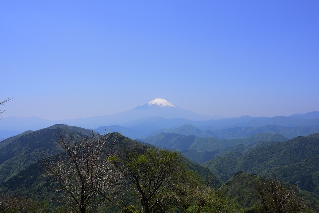 鍋割山