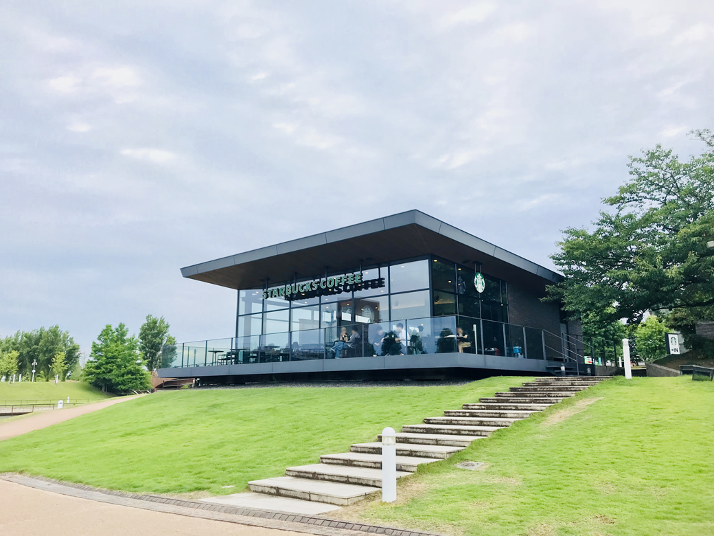 スターバックス富山環水公園店