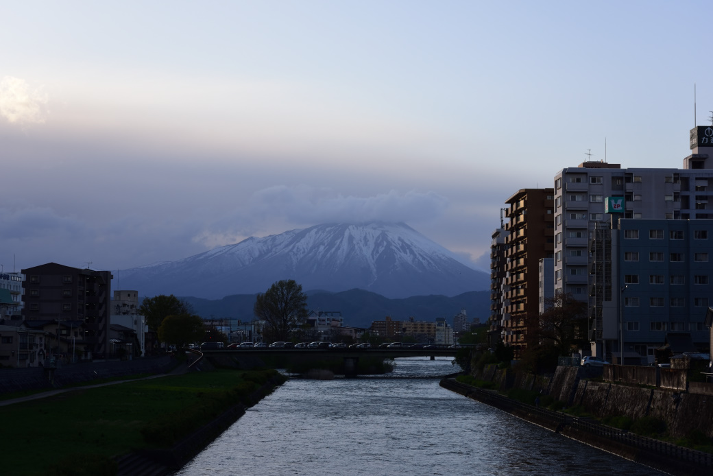 岩手山