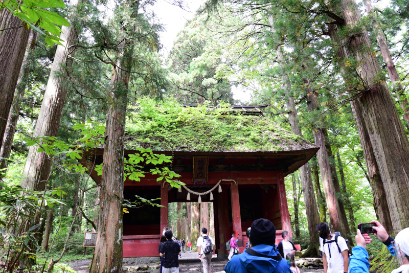 戸隠神社随神門