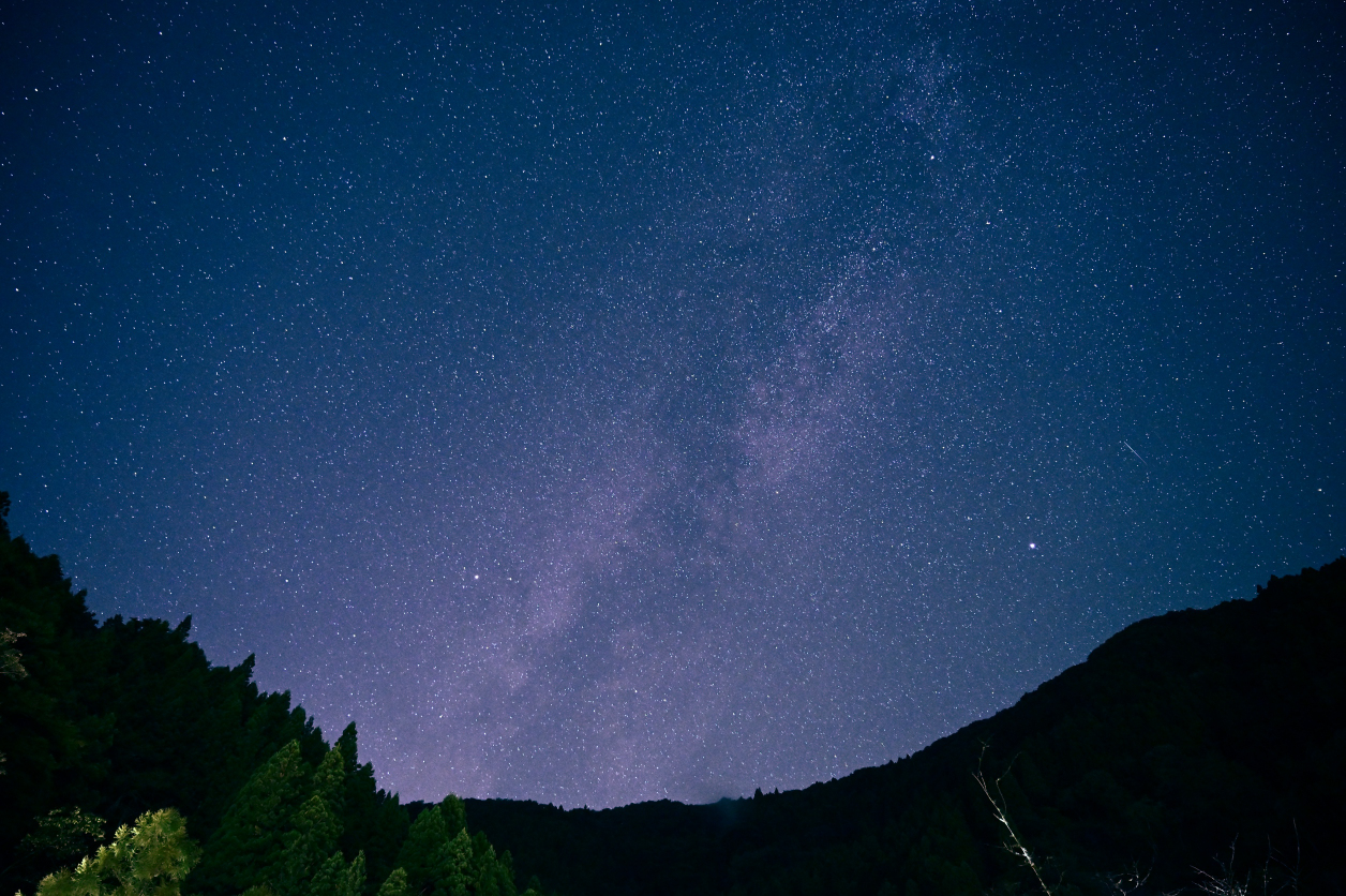 奥多摩湖畔の星景