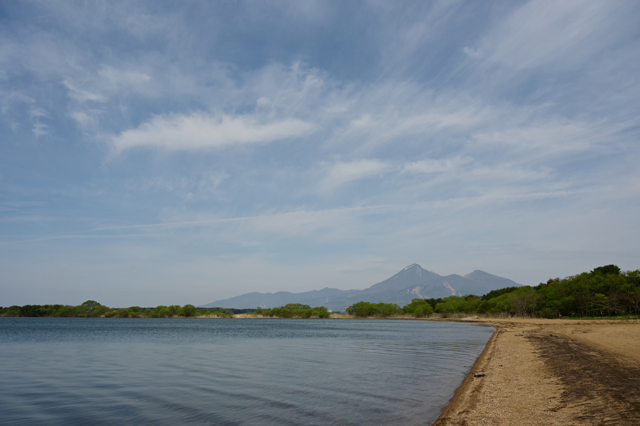 猪苗代湖の志田浜