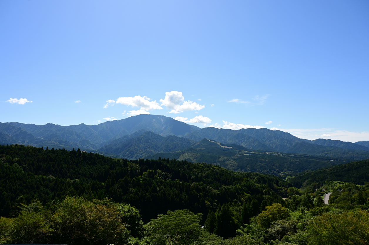 馬籠宿から見た恵那山