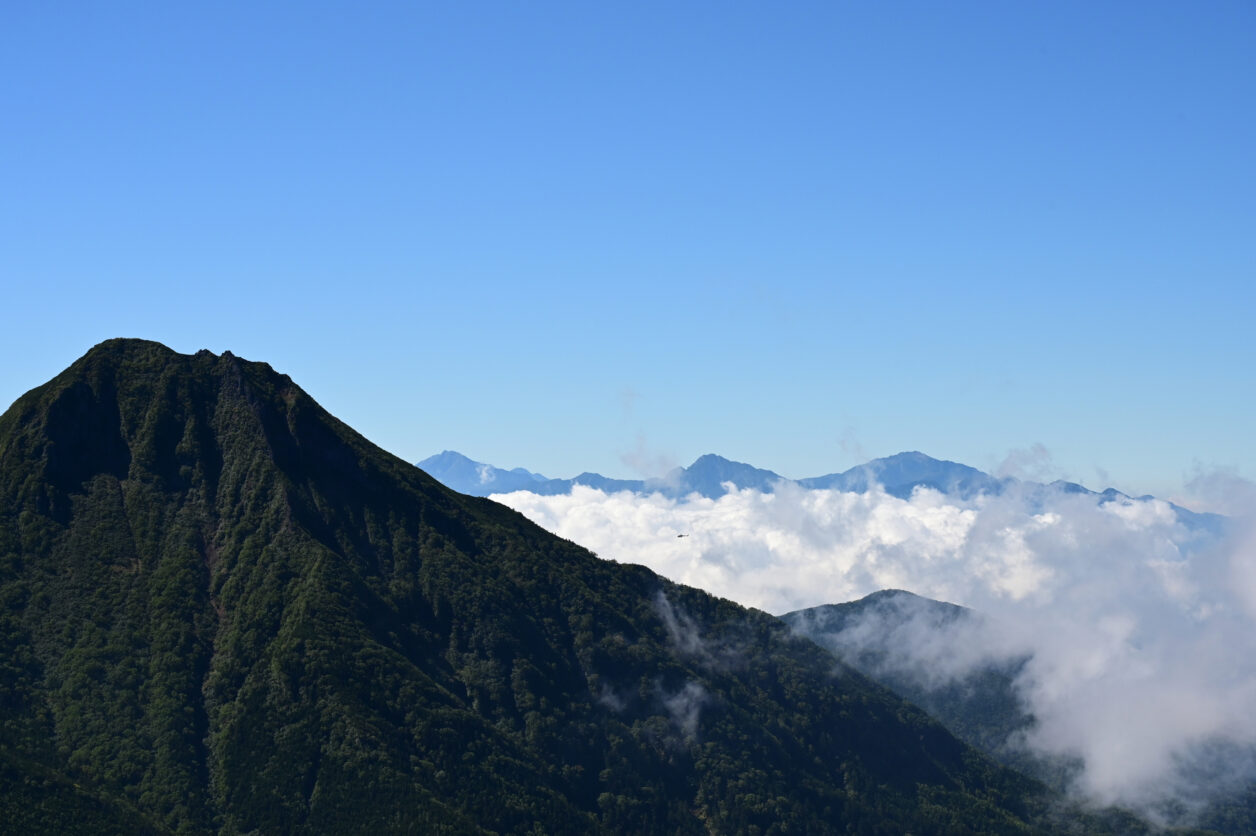 阿弥陀岳