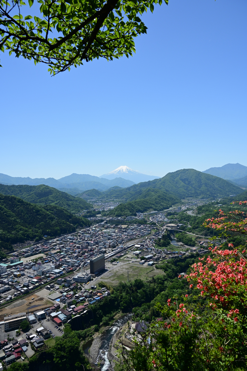 岩殿山